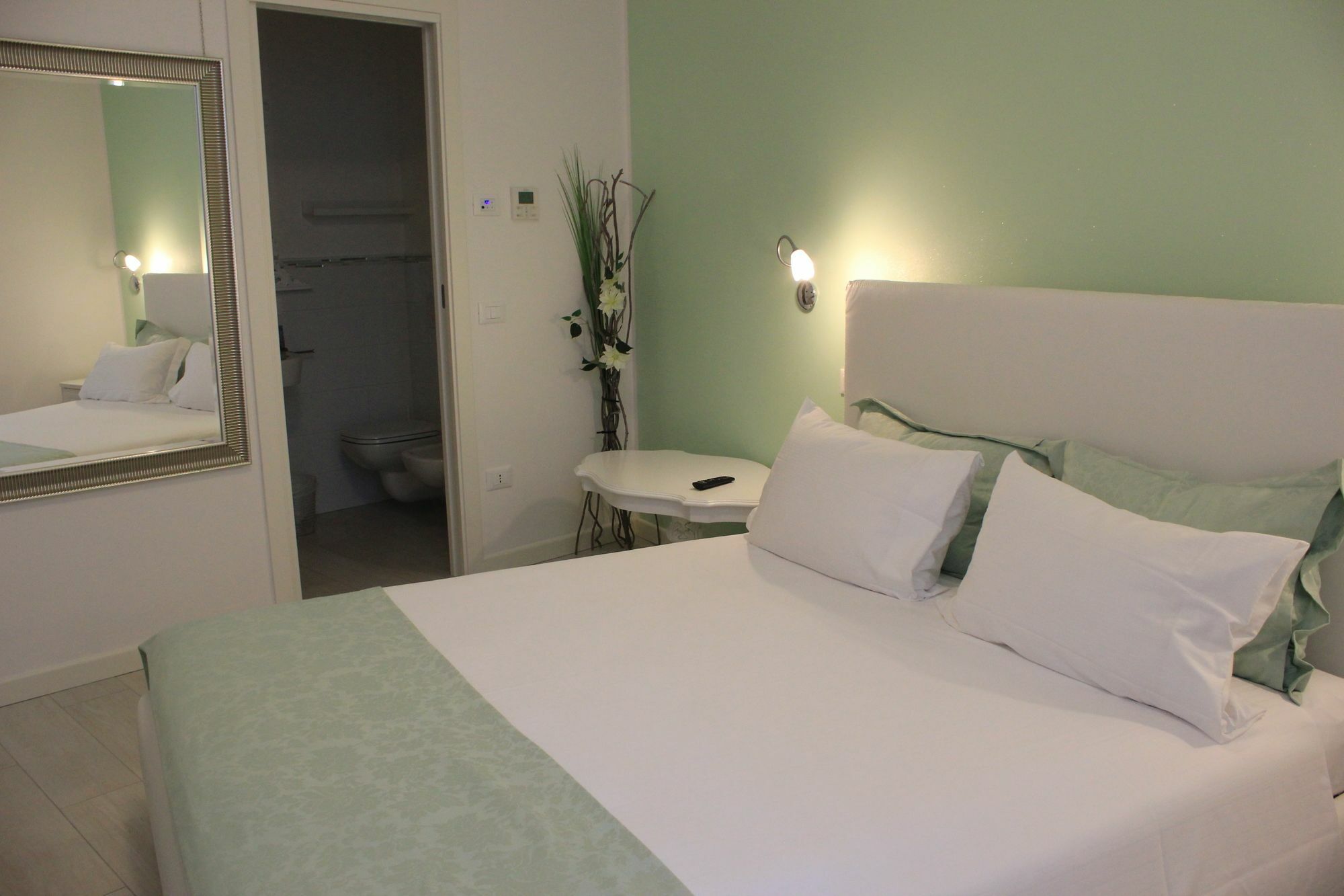 Punto 41 Hotel Peschiera del Garda Exterior foto